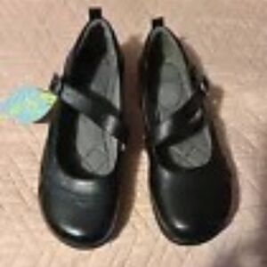 Yuu Elloise Women’s 9.5 Wide Mary Jane Loafer Shoes Asymmetrical Buckle Strap